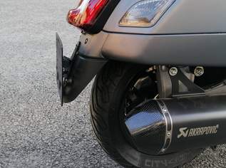 Vespa Kennzeichenhalter - Nummernschildhalter - Nummerntafelhalter mit Neigungswinkel Verstellung für Vespa GTS