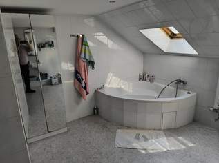 Preisgünstiges Einfamilienhaus in Kierling zu kaufen,Garten,Pool,Garage Preisgünstiges Einfamilienhaus in Kierling zu kaufen,Garten,Pool,Garage