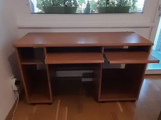 PC Schreibtisch Vollholz, 40 €, Haus, Bau, Garten-Möbel & Sanitär in 1160 Ottakring