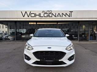 Focus ST-Line, 15990 €, Auto & Fahrrad-Autos in 6890 Lustenau