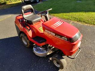 Rasentraktor HF2114S Rasentraktor HF2114S