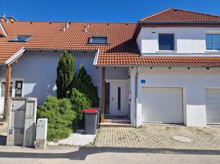 Reihenhaus mit Garage in Kottingbrunn!, 390000 €, Immobilien-Häuser in 2542 Kottingbrunn Reihenhaus mit Garage in Kottingbrunn!, 390000 €, Immobilien-Häuser in 2542 Kottingbrunn