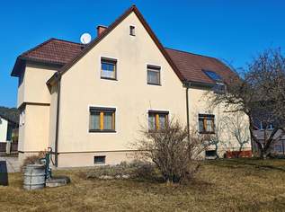 168 m² Wohnfläche | 1.055 m² Grundstück | Haus mit großem Garten & 2 Wohneinheiten, 370000 €, Immobilien-Häuser in 2630 Putzmannsdorf