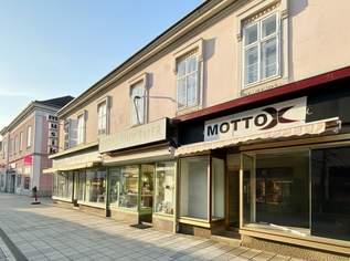 Frequenz-Standort deluxe! 35 m²-Geschäftslokal in der Herzog-Leopold-Straße | Retro-Portal mit breiter Fensterfläche | Sofort anmietbar, 776.79 €, Immobilien-Gewerbeobjekte in Niederösterreich Frequenz-Standort deluxe! 35 m²-Geschäftslokal in der Herzog-Leopold-Straße | Retro-Portal mit breiter Fensterfläche | Sofort anmietbar, 776.79 €, Immobilien-Gewerbeobjekte in Niederösterreich
