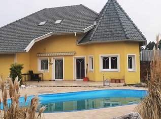 Großzügiges Einfamilienhaus mit Pool, Garten und Carport in Seewalchen, 899000 €, Immobilien-Häuser in 4863 Seewalchen am Attersee