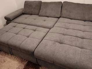 Couch mit Bettfunktion, 750 €, Haus, Bau, Garten-Möbel & Sanitär in 1110 Simmering