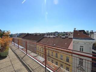 CHRISTOPH CHROMECEK IMMOBILIEN - 1090 WIEN - Renovierungsbedürftige Dachgeschoßwohnung mit Terrasse!, 345000 €, Immobilien-Wohnungen in 1090 Alsergrund