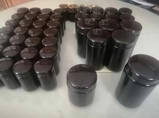 MIRON Weithalsdosen mit Deckel aus Violettglas (51 Stück verschiedene Größen) MIRON Weithalsdosen mit Deckel aus Violettglas (51 Stück verschiedene Größen)