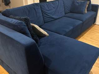 Couch mit Bettfunktion & Stauraum Couch mit Bettfunktion & Stauraum