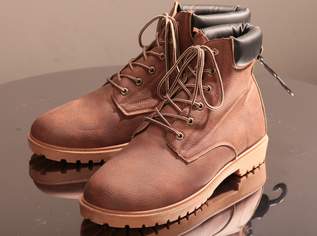 Schuhe / Boots Gr. 46, Identic Man