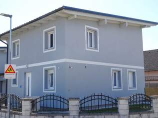 Dopplehaushälfte mit Garage und Pool in Amstetten, 410000 €, Immobilien-Häuser in 3300 Amstetten