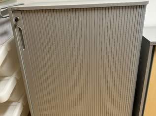 Schiebetürenschrank auf Rollen, 40 €, Haus, Bau, Garten-Möbel & Sanitär in 4020 Linz