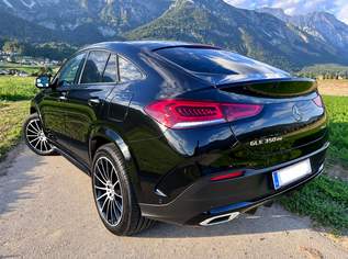 Mercedes-Benz GLE 350 de 4MATIC Coupé PHEV | 320 PS | AIRMATIC | PANO | BURMESTER | DISTRONIC | 360 | AHK | Sitzklima | 21" AMG Mercedes-Benz GLE 350 de 4MATIC Coupé PHEV | 320 PS | AIRMATIC | PANO | BURMESTER | DISTRONIC | 360 | AHK | Sitzklima | 21" AMG