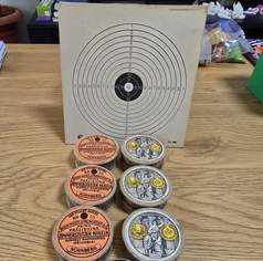 "Antike Deko-Dosen & historische Zielscheiben", 150 €, Marktplatz-Antiquitäten, Sammlerobjekte & Kunst in 8680 Mürzzuschlag