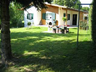 Bungalow  mit Garten in Zell am Moos / Irrsee "Wohnen wo andere urlauben"