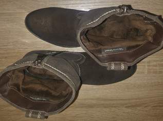 Braune Damen Stiefeletten Gr.40 zu Verkaufen!, 10 €, Kleidung & Schmuck-Damenkleidung in 8051 Gösting Braune Damen Stiefeletten Gr.40 zu Verkaufen!, 10 €, Kleidung & Schmuck-Damenkleidung in 8051 Gösting