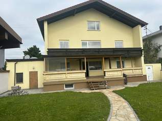 2 Familienhaus mit Pool und Outdoorküche/Poolhaus - Garage für 3 Autos -SOFORT VERFÜGBAR-DACHBODEN AUSBAUBAR, 0 €, Immobilien-Häuser in 4061 Pasching 2 Familienhaus mit Pool und Outdoorküche/Poolhaus - Garage für 3 Autos -SOFORT VERFÜGBAR-DACHBODEN AUSBAUBAR, 0 €, Immobilien-Häuser in 4061 Pasching