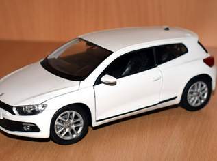 Welly Modellauto VW Scirocco weiß Maßstab 1:24 Welly Modellauto VW Scirocco weiß Maßstab 1:24