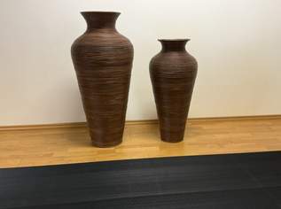 Zwei geflochtene Vasen, 60 €, Haus, Bau, Garten-Geschirr & Deko in 9400 Wolfsberg