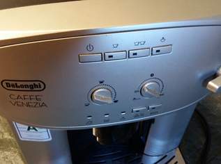 Kaffeevollautomat Delonghi Venezia, 125 €, Haus, Bau, Garten-Haushaltsgeräte in 2192 Gemeinde Mistelbach