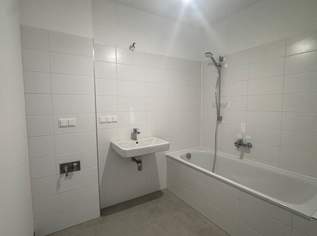 ERSTBEZUG in Wiener Neustadt „ein viertel grün“- schöne 3-Zimmer-Wohnung mit Balkon, 932.51 €, Immobilien-Wohnungen in Niederösterreich