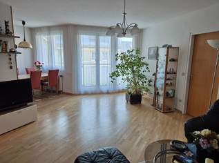 GERÄUMIGE 2-ZIMMER LOGGIA WOHNUNG IN RUHIGER INNENHOFLAGE, 298000 €, Immobilien-Wohnungen in 1140 Penzing