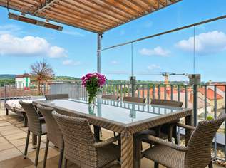 Penthouse-Feeling: Dachgeschosswohnung mit Dachterrasse und Weitblick - Direkt im Zentrum, 659000 €, Immobilien-Wohnungen in 2020 Hollabrunn