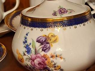 Tee- / Kaffeegeschirr Tee- / Kaffeegeschirr