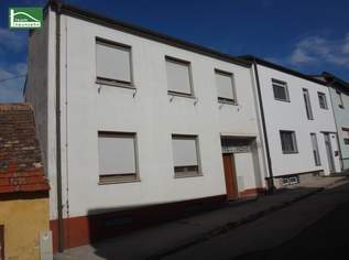 Eisenstadt-Einfamilienhaus mit viel Potential - Ihr Traum vom Eigenheim wartet für nur 270.000,00 €! - JETZT ZUSCHLAGEN, 270000.12 €, Immobilien-Häuser in 7000 Eisenstadt Eisenstadt-Einfamilienhaus mit viel Potential - Ihr Traum vom Eigenheim wartet für nur 270.000,00 €! - JETZT ZUSCHLAGEN, 270000.12 €, Immobilien-Häuser in 7000 Eisenstadt