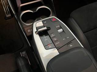 X1 sDrive Aut. 18i M-SPORT /AHK/PANO-DA/H&K/ ..., 47629 €, Auto & Fahrrad-Autos in 6844 Gemeinde Altach