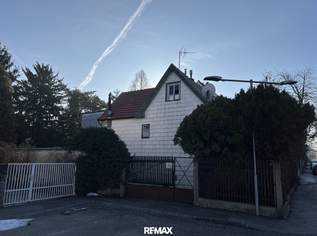 Traumhaftes Baugrundstück mit Altbestand in Wiener Neustadt!, 219000 €, Immobilien-Grund und Boden in Niederösterreich