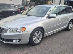 V70 Kinetic D3 5-Zylinder Automatik, 11900 €, Auto & Fahrrad-Autos in 7212 Forchtenstein