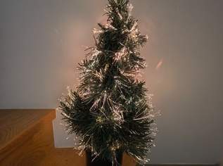 Weihnachtsbaum mit blinkender Beleuchtung , 13 €, Haus, Bau, Garten-Geschirr & Deko in 7000 Eisenstadt Weihnachtsbaum mit blinkender Beleuchtung , 13 €, Haus, Bau, Garten-Geschirr & Deko in 7000 Eisenstadt