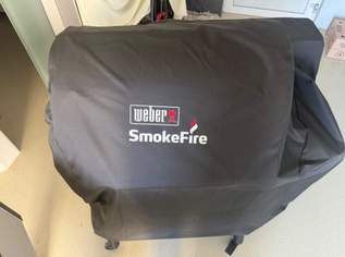Weber SmokeFire Wood Pellet Grill Stealth Edition EXP4
