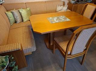 Eßgarnitur Echtholz/Kirsche, 700 €, Haus, Bau, Garten-Möbel & Sanitär in 1130 Hietzing