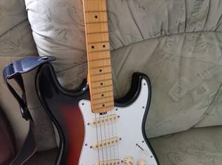 E-Gitarre Fender Nachbau , 250 €, Marktplatz-Musik & Musikinstrumente in 1120 Meidling