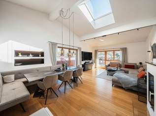 Wunderschöne Dachgeschosswohnung mit Terrasse und Gartenanteil, 699000 €, Immobilien-Wohnungen in 6393 Gemeinde St. Ulrich am Pillersee