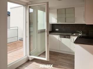 Attraktive 3-Zimmerwohnung - ideal für 3er WG, 1950 €, Immobilien-Wohnungen in Tirol