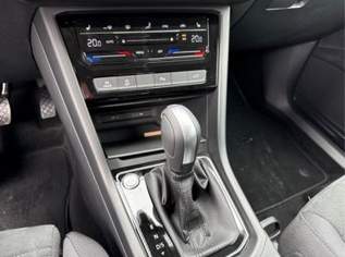 Touran R-LINE 1.5 TSI DSG ACC NAVI SHZ RFK Er..., 46662 €, Auto & Fahrrad-Autos in 6844 Gemeinde Altach