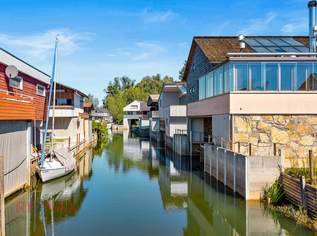 Direkt am Wasser: Exklusives Bootshaus mit Luxuskomfort, 0 €, Immobilien-Häuser in 6971 Marktgemeinde Hard