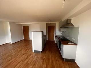 Geräumige 3-Zimmer-Wohnung mit Balkon & Terrasse – ab Juni verfügbar!, 1210 €, Immobilien-Wohnungen in 6116 Gemeinde Weer