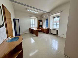 Repräsentative Büro-/Ordinationsfläche im Zentrum Völkermarkts – 106 m² | 7 Räume | provisionsfrei, 1100 €, Immobilien-Gewerbeobjekte in 9100 Völkermarkt
