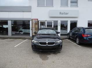 318d Touring Aut. *LED*CURVED*, 26990 €, Auto & Fahrrad-Autos in 4600 Wels