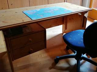 Schreibtisch, 150 €, Haus, Bau, Garten-Möbel & Sanitär in 6500 Landeck