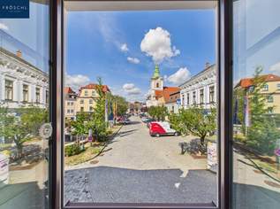 Historisches Wohn- und Geschäftshaus mit Entwicklungspotenzial am Zwettler Hundertwasserbrunnen, 475000 €, Immobilien-Häuser in Niederösterreich Historisches Wohn- und Geschäftshaus mit Entwicklungspotenzial am Zwettler Hundertwasserbrunnen, 475000 €, Immobilien-Häuser in Niederösterreich