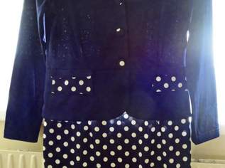 Weihnachtsaktion! elegantes blaues Damenkleid Gr. S, 25 €, Kleidung & Schmuck-Damenkleidung in 2700 Wiener Neustadt Weihnachtsaktion! elegantes blaues Damenkleid Gr. S, 25 €, Kleidung & Schmuck-Damenkleidung in 2700 Wiener Neustadt