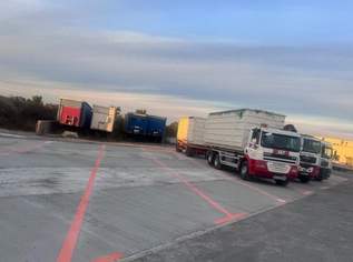 LKW-Stellplätze zu vermieten – videoüberwacht, 24 Stunden zugänglich, 252 €, Immobilien-Grund und Boden in 2601 Sollenau LKW-Stellplätze zu vermieten – videoüberwacht, 24 Stunden zugänglich, 252 €, Immobilien-Grund und Boden in 2601 Sollenau