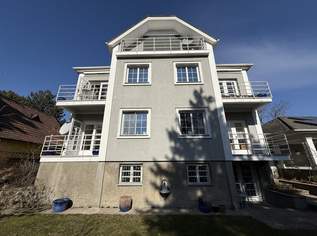 Gesamte ETAGE in Zweifamilienhaus + zwei BALKONE + sehr SONNIG + herrlicher BLICK ins Grüne!, 1520 €, Immobilien-Häuser in 1210 Floridsdorf