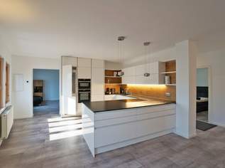 Frisch renoviertes Einfamilienhaus in Mörbisch mit zusätzlicher, separat zugänglicher Wohneinheit - auch zur Vermietung geeignet!, 340000 €, Immobilien-Häuser in 7072 Mörbisch am See