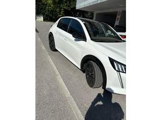 208 (e-) GT, 22500 €, Auto & Fahrrad-Autos in 6020 Innsbruck